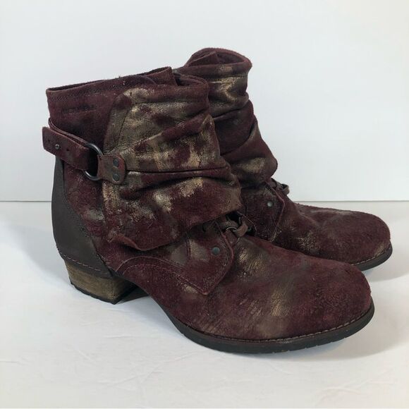 Merrell Shiloh Burgundy Gold Cuff Booties Distressed Boots 9.5 - Picture 1 of 12